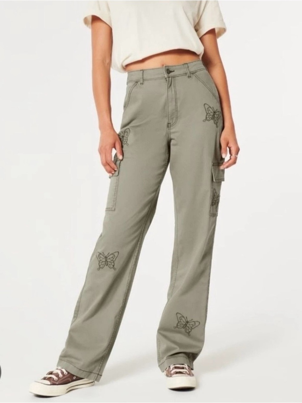 Hollister Ultra High-Rise Dad Cargo Pants with Butterfly Motifs Wide-Leg Y2K
